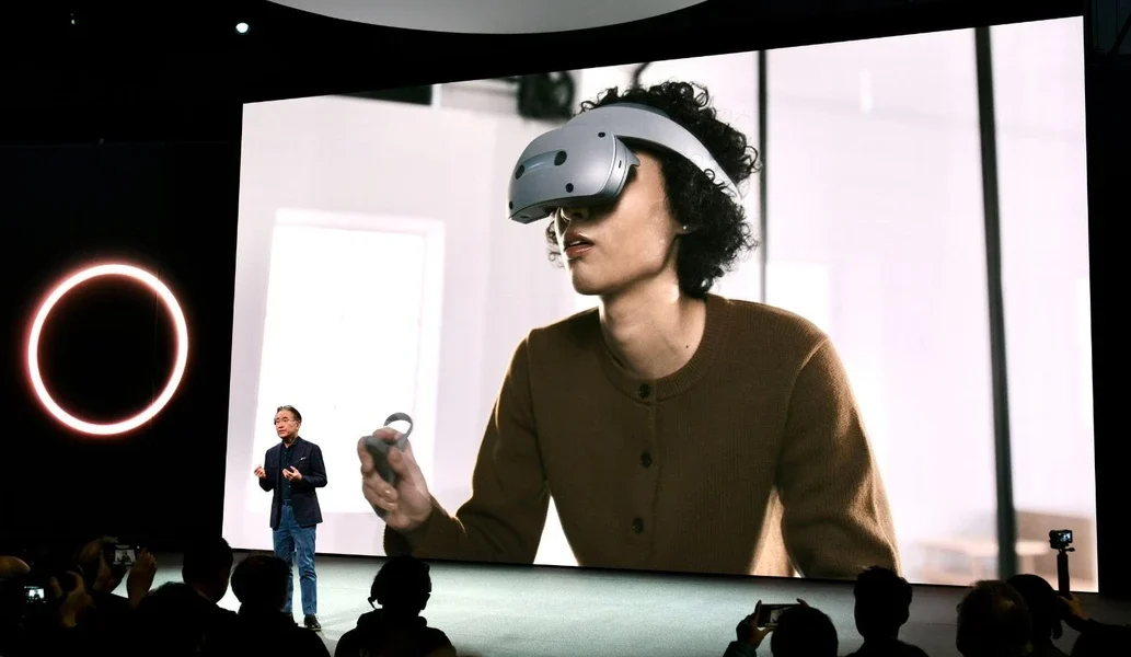 Après le PSVR2, Sony promet un nouveau casque de réalité mixte en 2024
