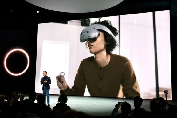 Après le PSVR2, Sony promet un nouveau casque de réalité mixte en 2024