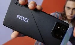 CES 2024 : ROG Phone 8, ASUS dévoile son nouveau smartphone pour gamers boosté par l'IA